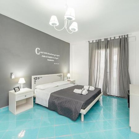 La Casa Del Pozzo Vecchio Bed & Breakfast Procida Exterior photo