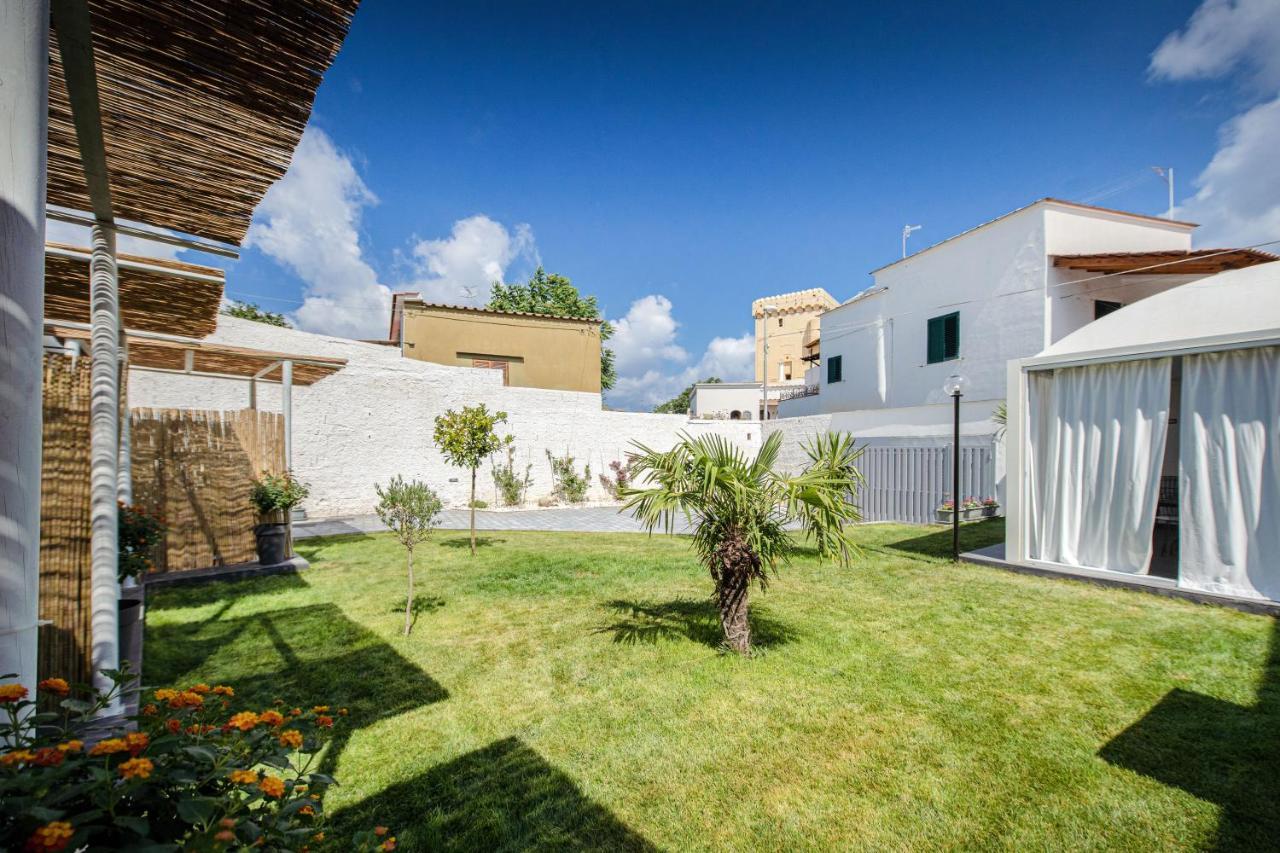 La Casa Del Pozzo Vecchio Bed & Breakfast Procida Exterior photo